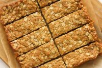 Anzac Golden Oat Bar