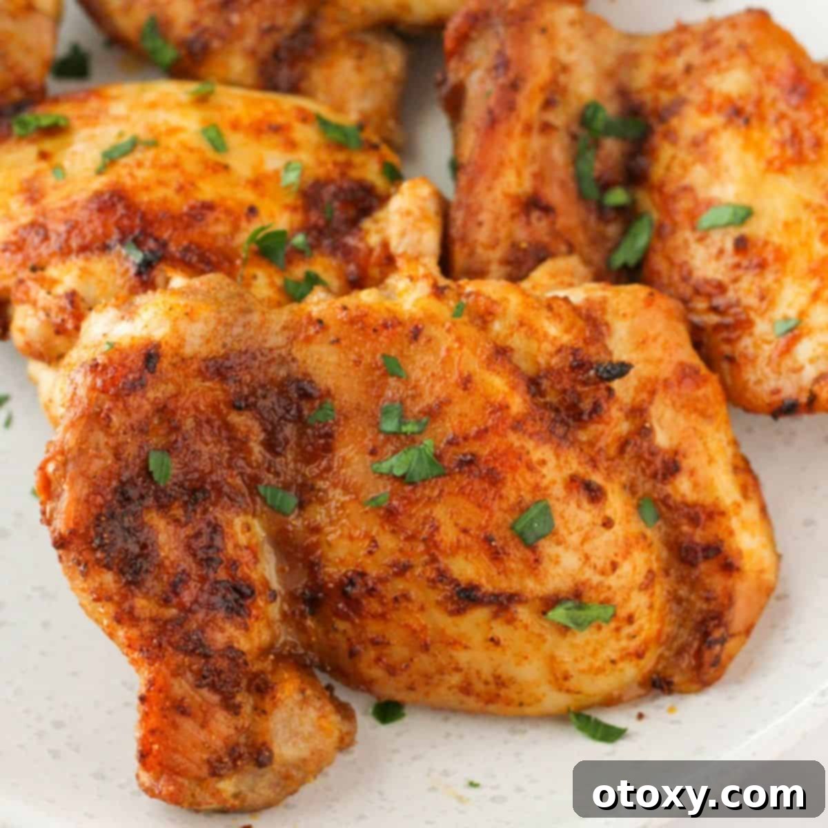 Ultimate Air Fryer Chicken Thighs 1 featured 12305