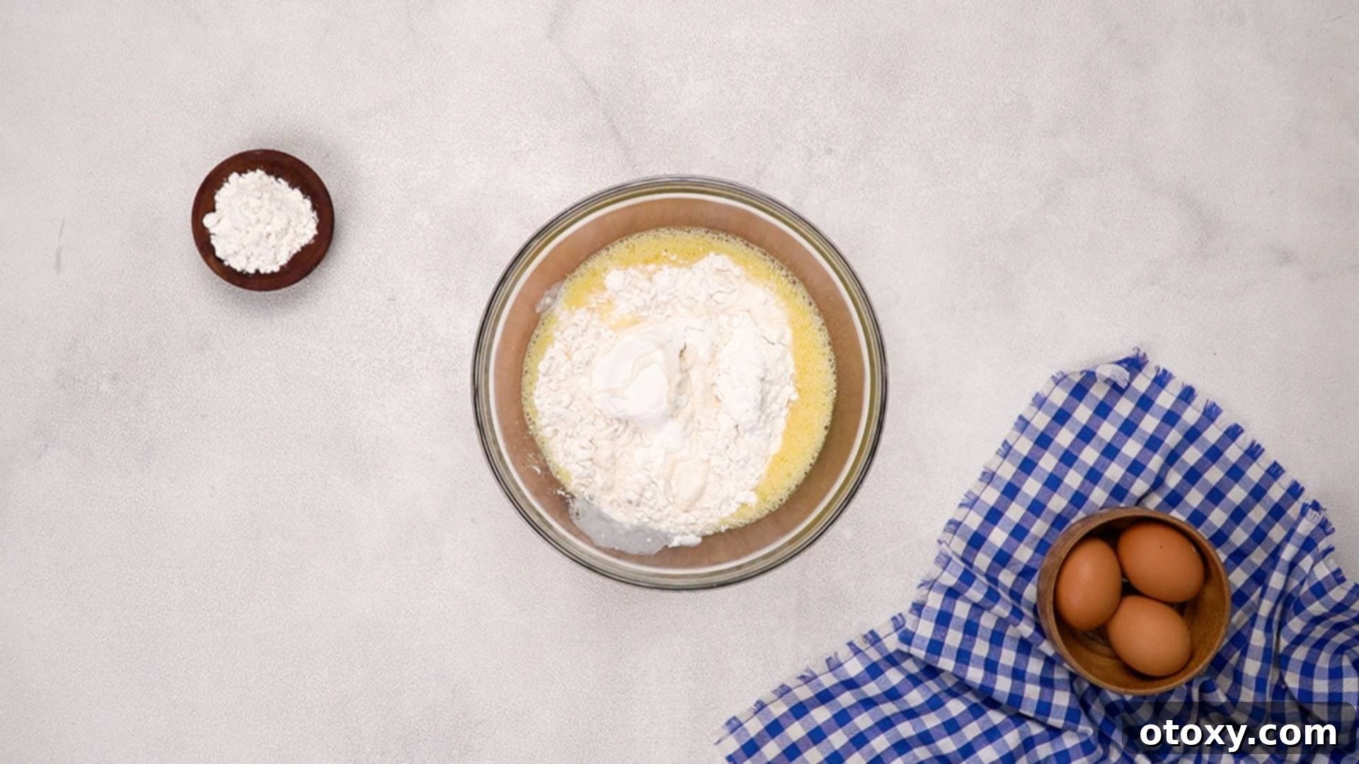 Yorkshire Pudding
Golden Yorkshire Pudding Perfection 14 Add fluor to the bowl